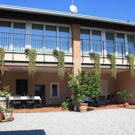 Bed and Breakfast Cascina San Martino Passirano Exteriér fotografie
