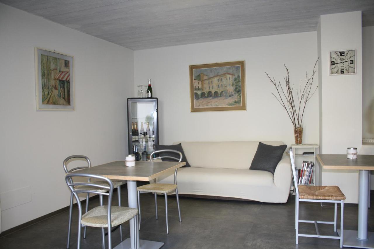 Bed and Breakfast Cascina San Martino Passirano Exteriér fotografie