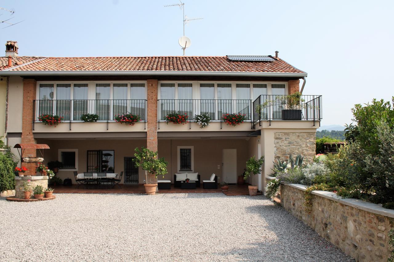 Bed and Breakfast Cascina San Martino Passirano Exteriér fotografie