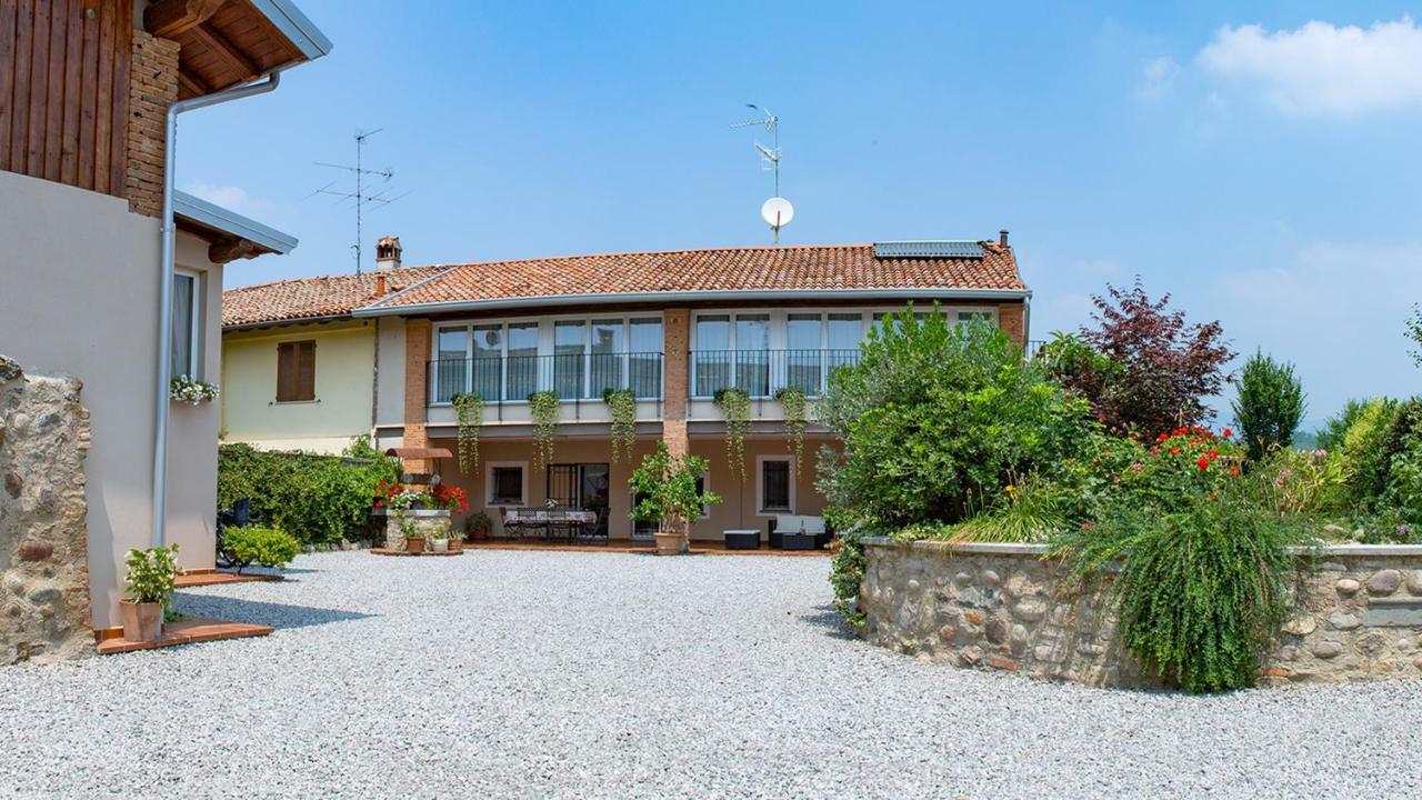 Bed and Breakfast Cascina San Martino Passirano Exteriér fotografie